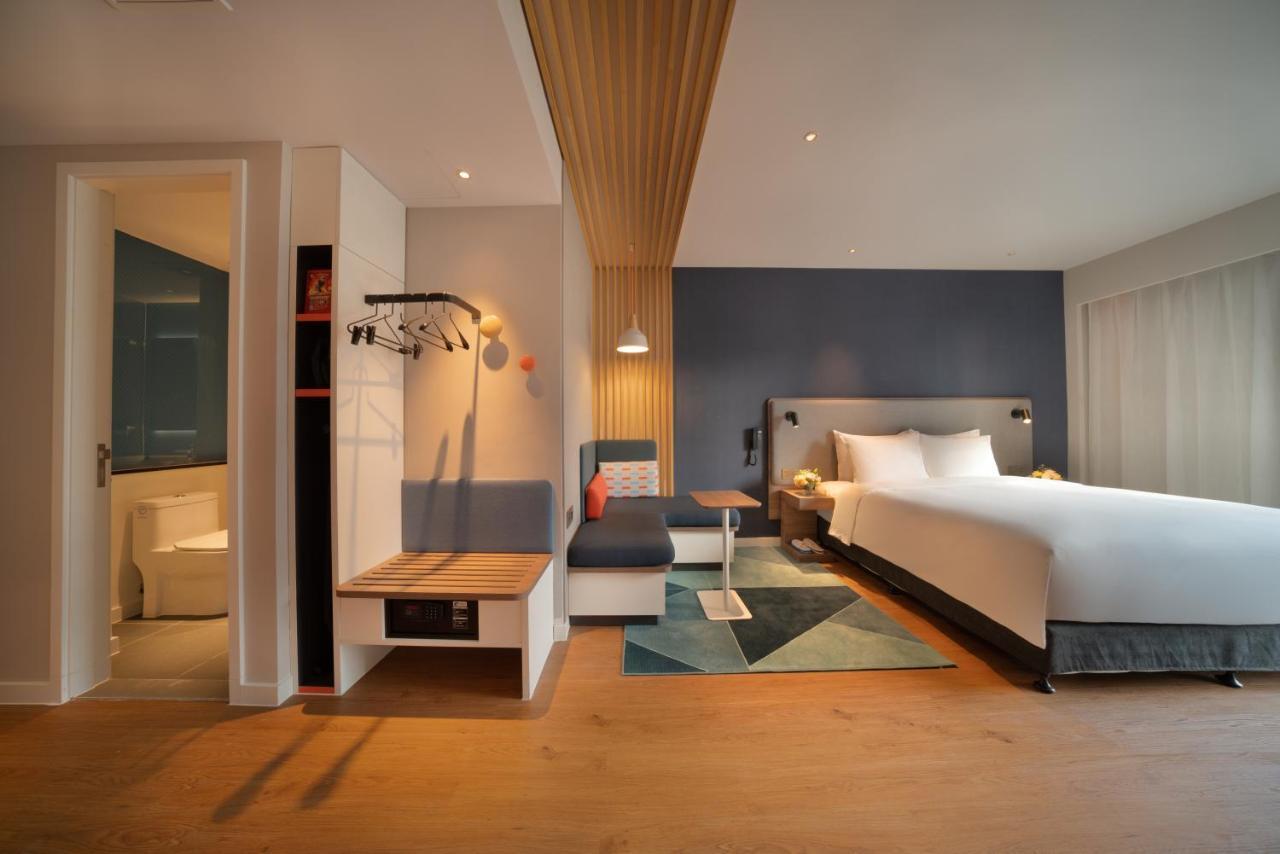Holiday Inn Express Shanghai Huijin By Ihg Zewnętrze zdjęcie