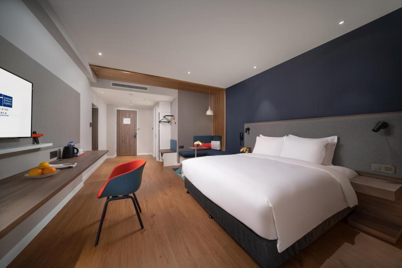 Holiday Inn Express Shanghai Huijin By Ihg Zewnętrze zdjęcie